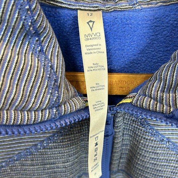 Ivivva Size 12 Girls Hoodie Full Zip Kids Lululemon Scuba Warm Sweater Blue Kid - Picture 7 of 8